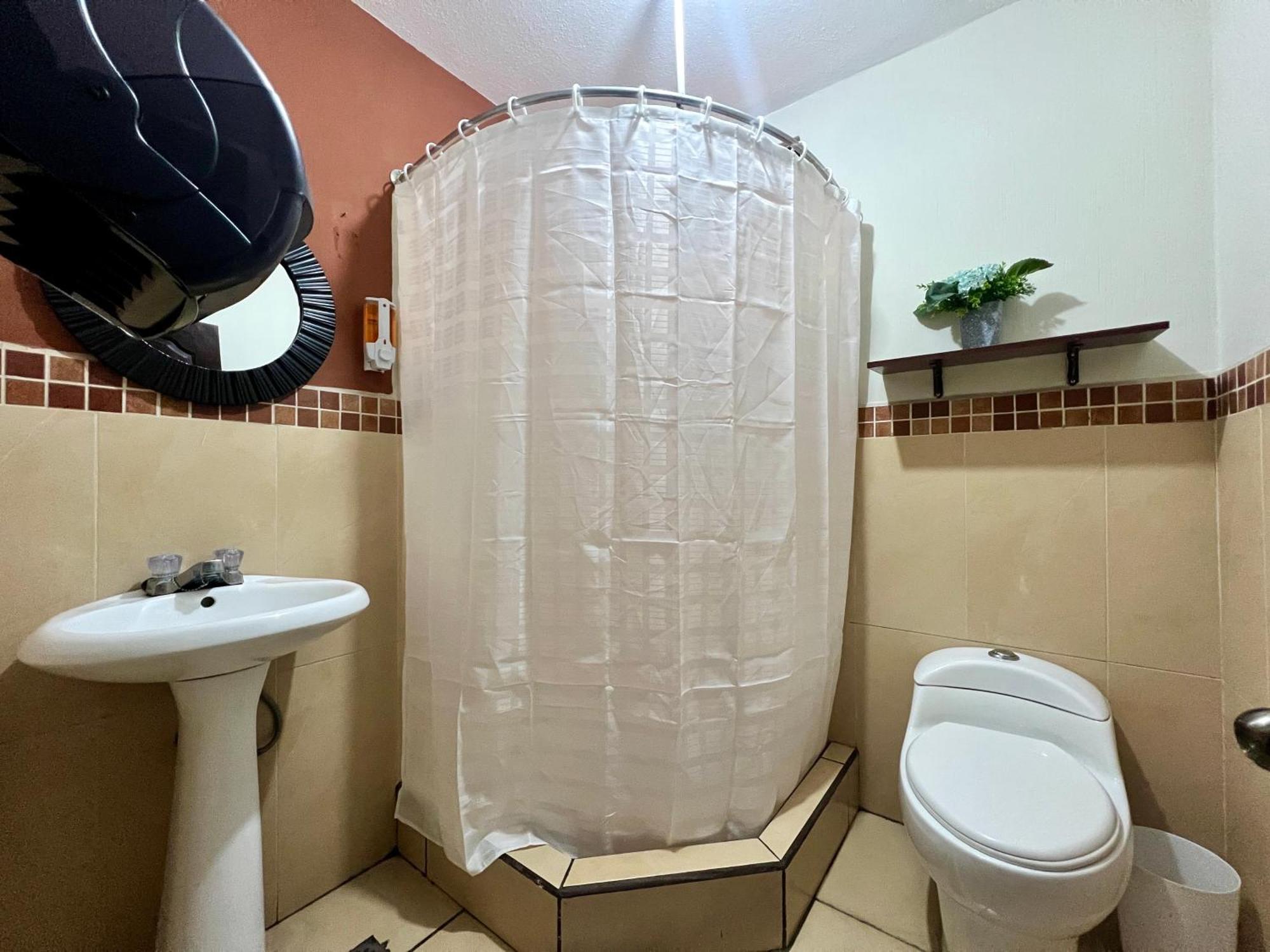 Apártamento en Cerezos Xela! 3 nivel Sanitizado después de cada uso Quetzaltenango Exterior foto
